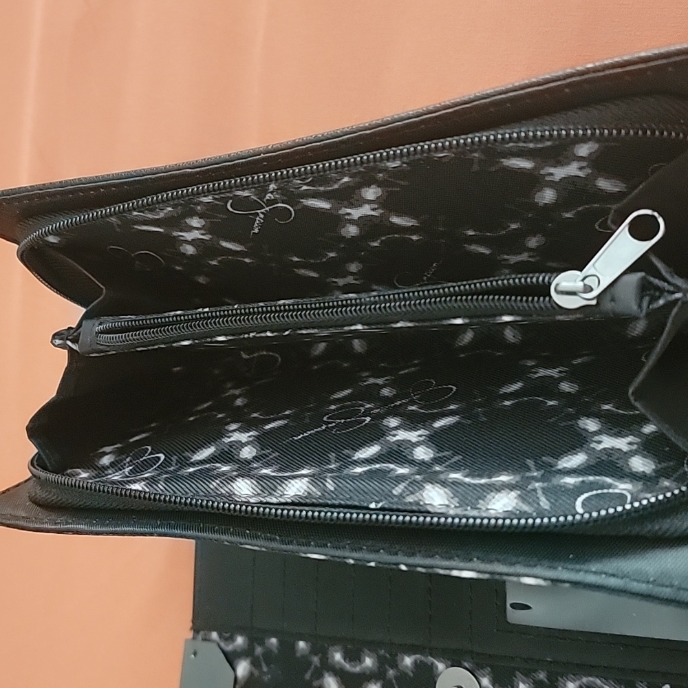Jessica Simpson Wallet - Picture 3 of 3